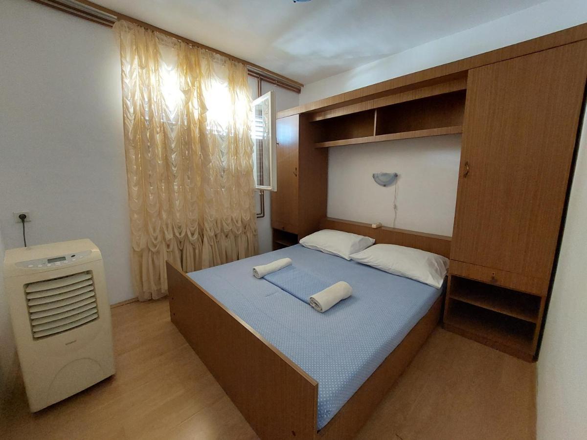 Apartments Drazica Кърк Екстериор снимка