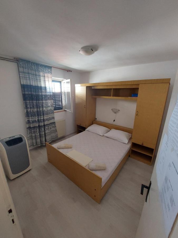 Apartments Drazica Кърк Екстериор снимка
