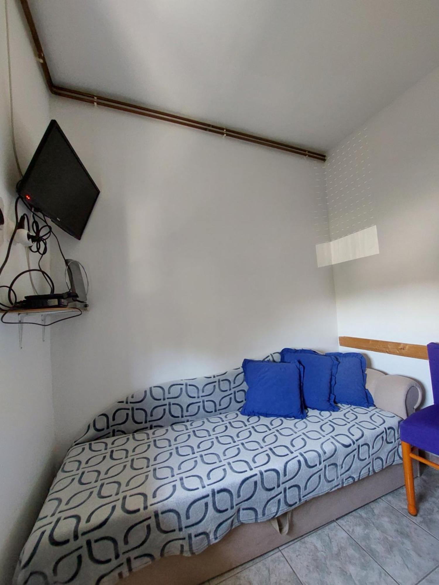 Apartments Drazica Кърк Стая снимка